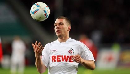 九游游戏中心官网-《未来电竞：技术革新与行业模式的深度融合》，未来电竞bl