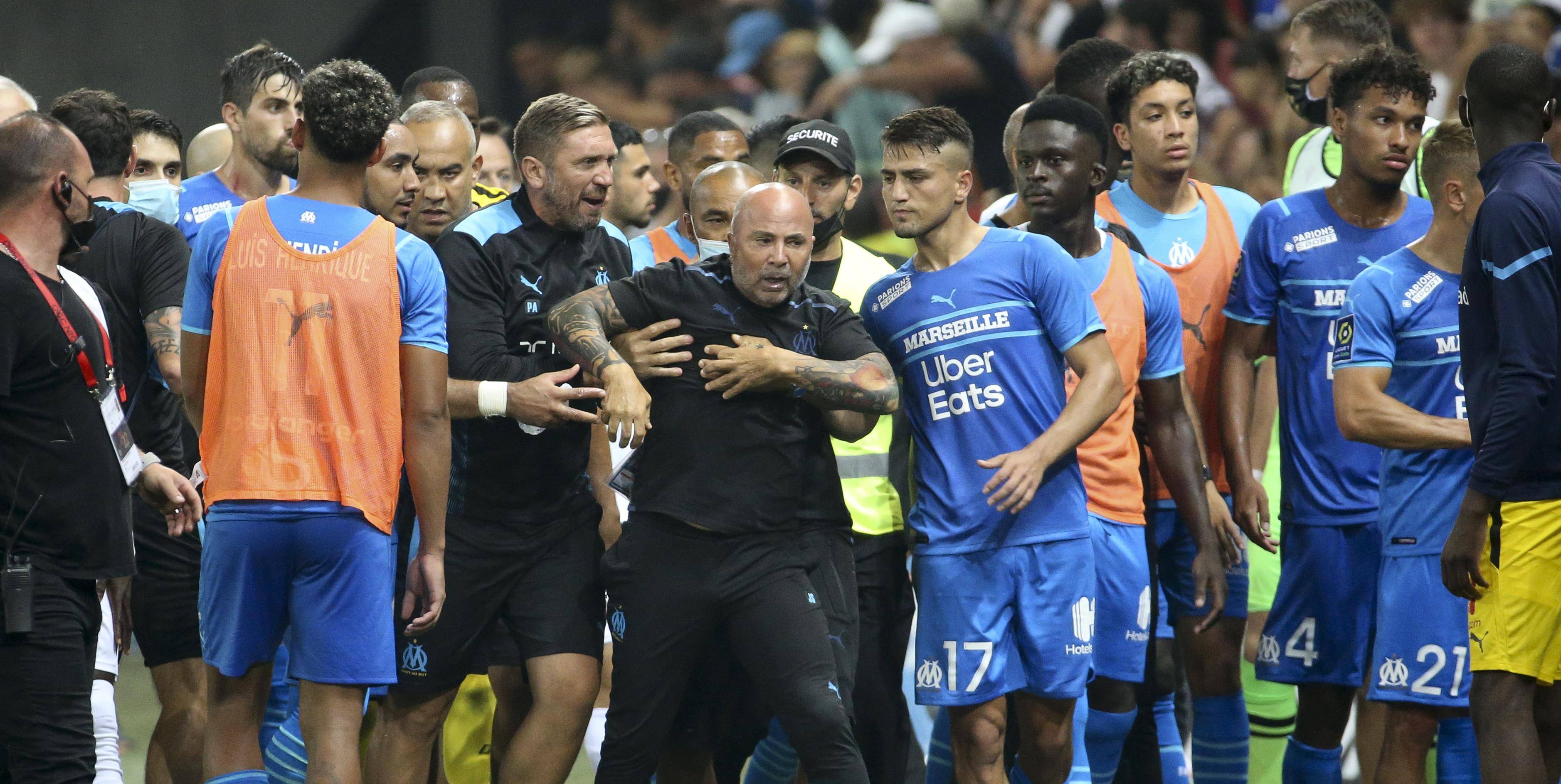 Jiu You-法甲推行运动员健康管理新标准,保障球员安全