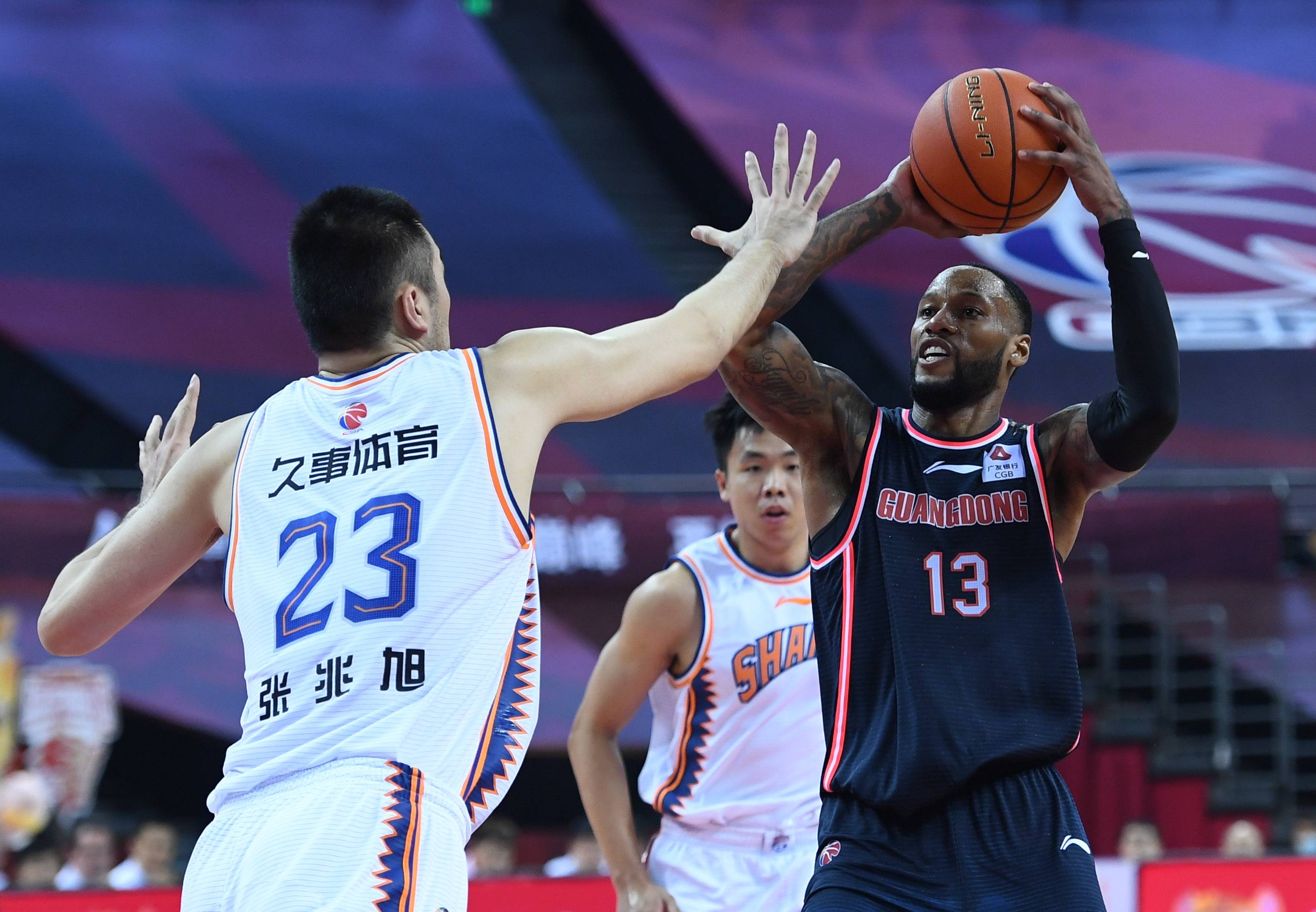 九游网页版官网-关于比赛总结:投篮命中率北京46%,上海44%,细节成就胜负!的信息